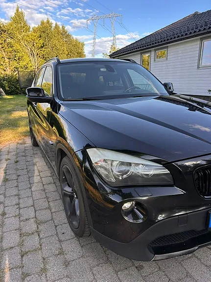 BMW X1 2011 photo 2