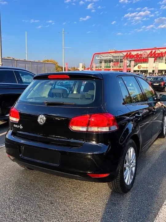 Volkswagen Golf 2012 photo 3