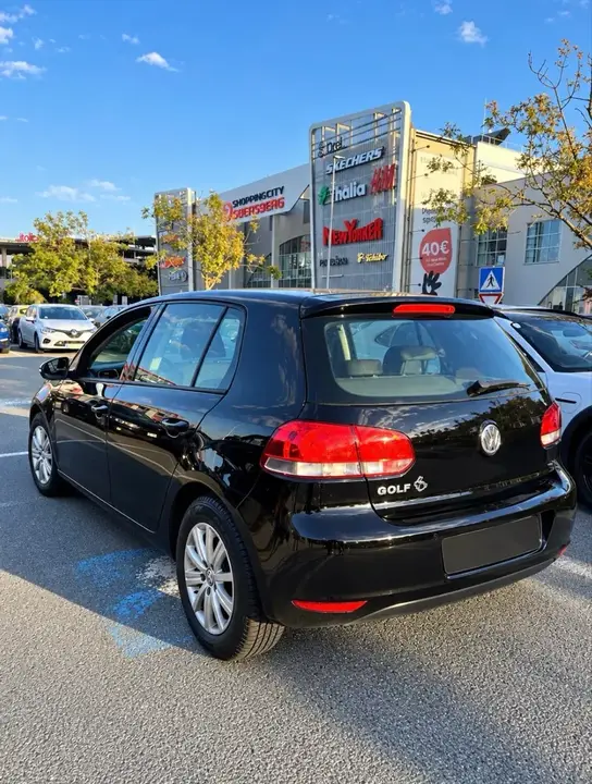 Volkswagen Golf 2012 photo 2