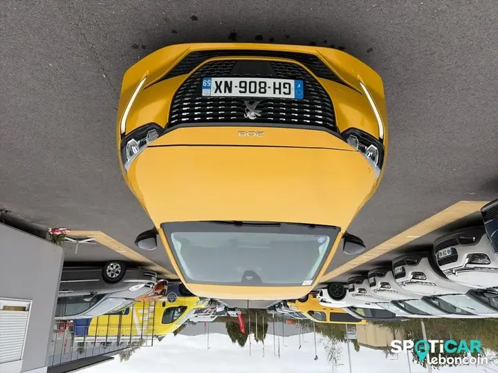 Peugeot 208 2022 photo 2