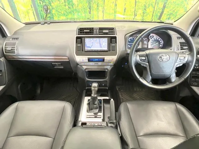 Toyota Land Cruiser Prado 2023 photo 2
