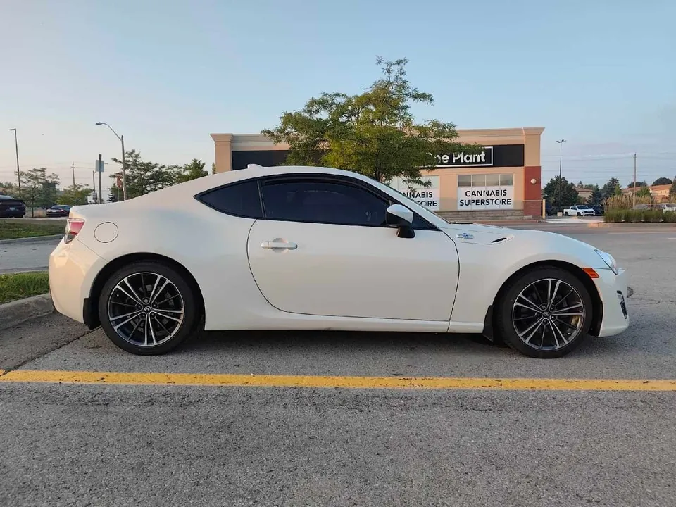 Scion Fr-S 2016 photo 4