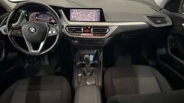 BMW 1 Series 2021 photo 3