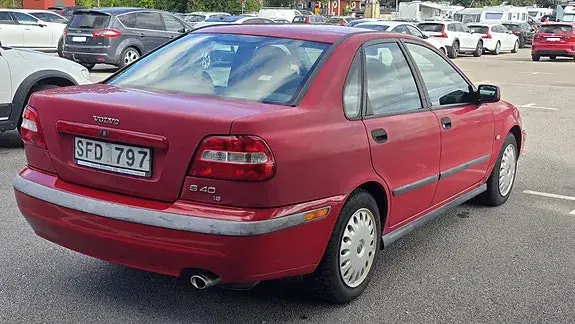 Volvo S40 2001 photo 3