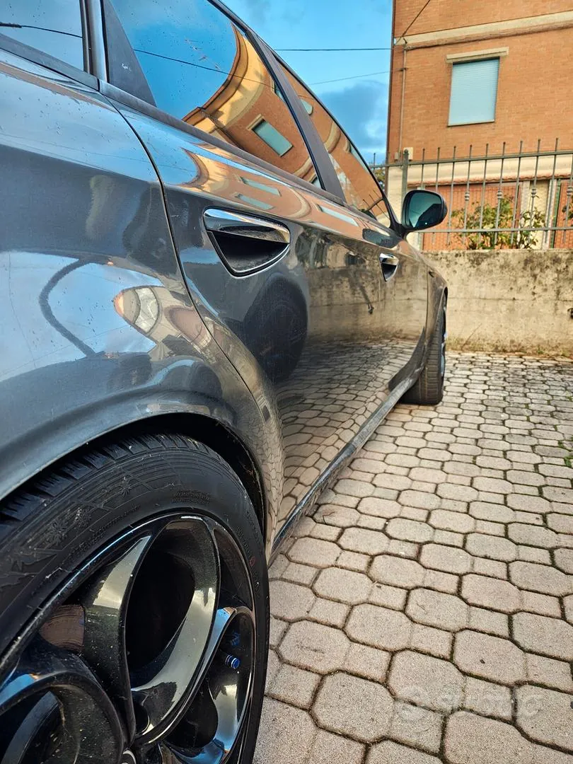 Alfa Romeo 159 2009 photo 3