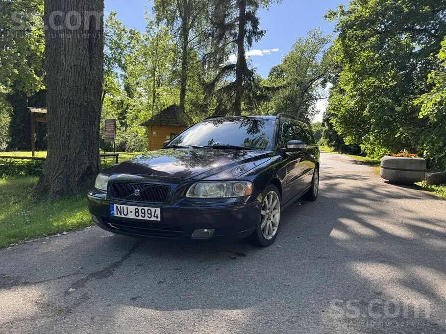 Volvo V70 2008 photo 2
