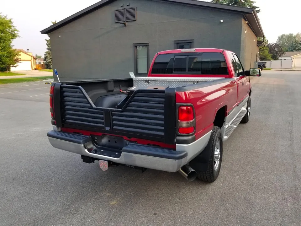 Dodge Ram 2500 1998 photo 3