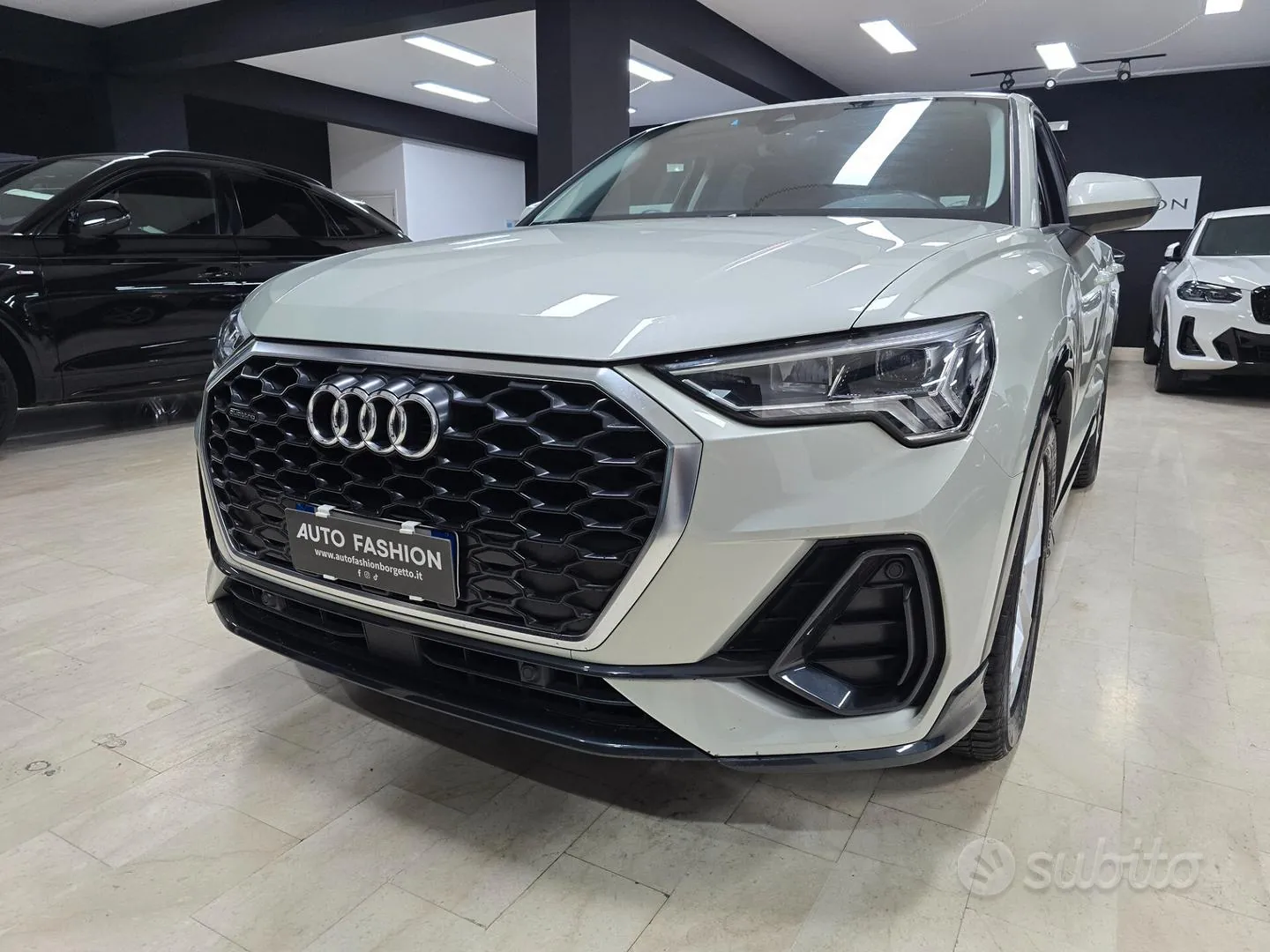 Audi Q3 2021 photo 2