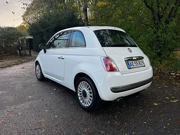 Fiat 500 Lounge 2009 photo 3