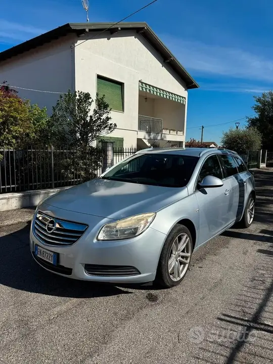 Opel Insignia 2012 photo 3