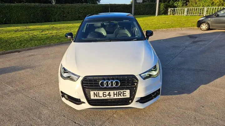 Audi A1 2014 photo 2
