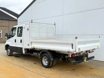 Iveco Daily 2022 photo 3
