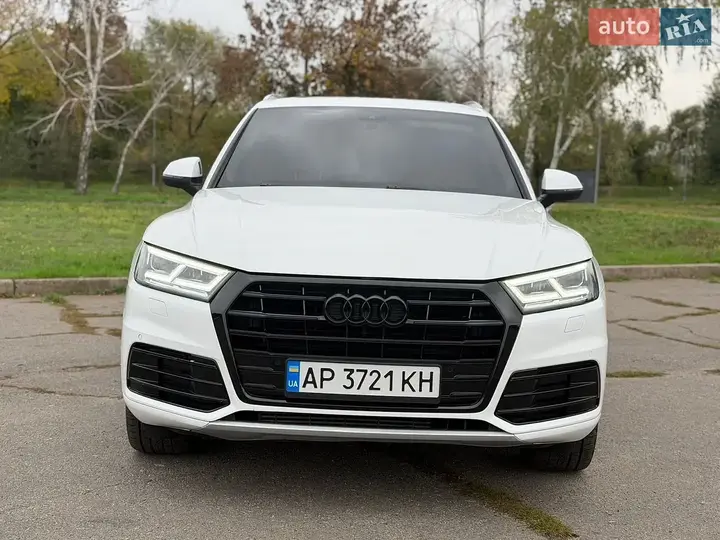 Audi Q5 2018 photo 2