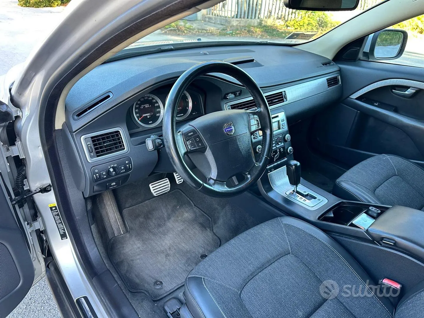 Volvo Xc70 2009 photo 3