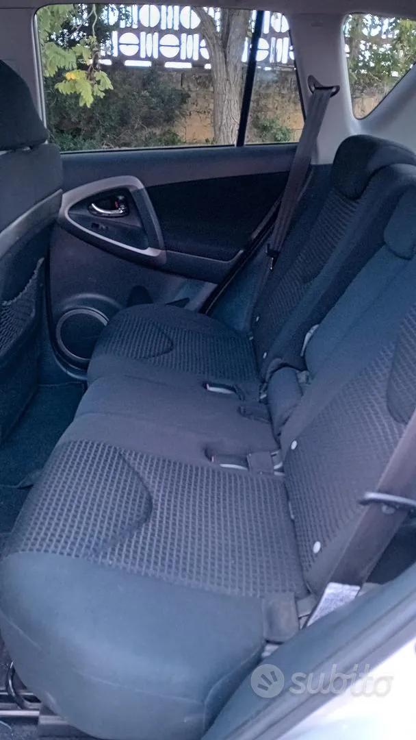Toyota Rav4 2009 photo 4