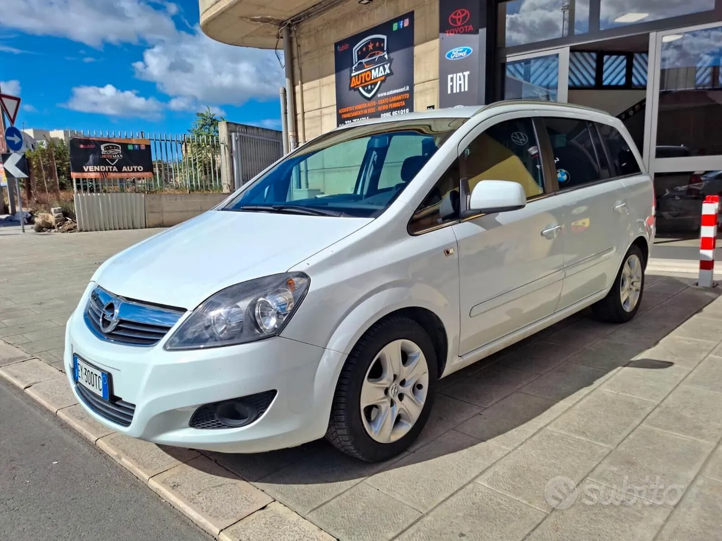 Opel Zafira 2015 photo 3