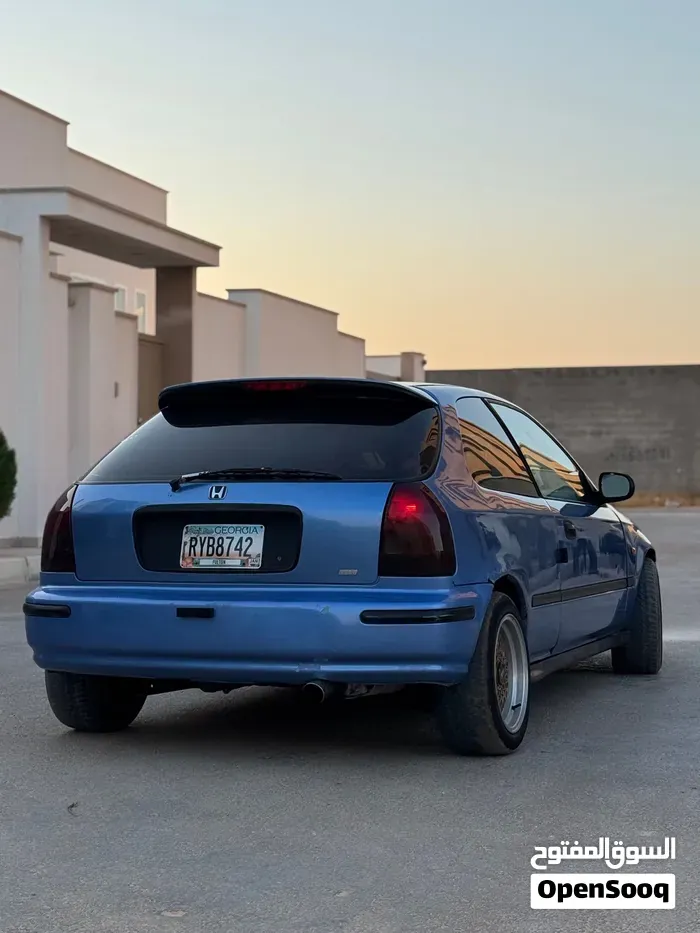 Honda Civic 2000 photo 4