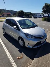 Toyota Vitz 2015 photo 4