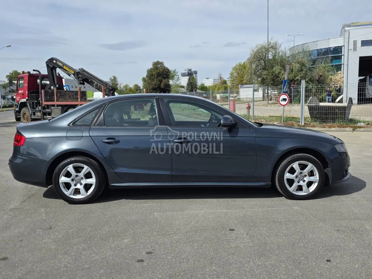 Audi A4 2008 photo 4