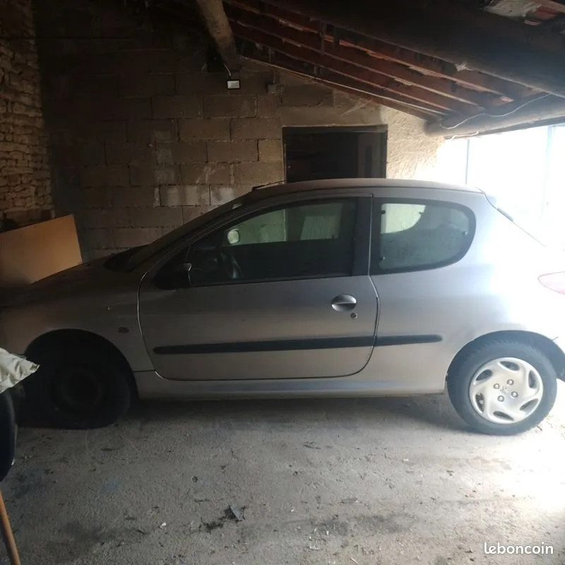 Peugeot 206 2006 photo 3