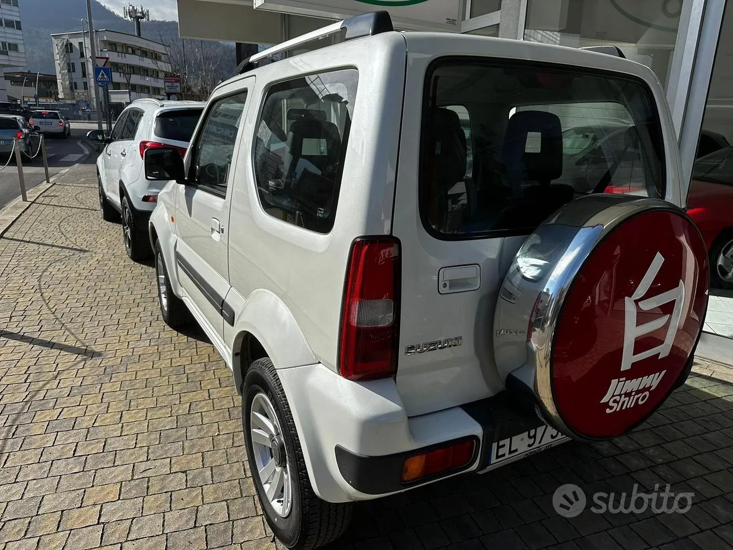 Suzuki Jimny 2012 photo 2