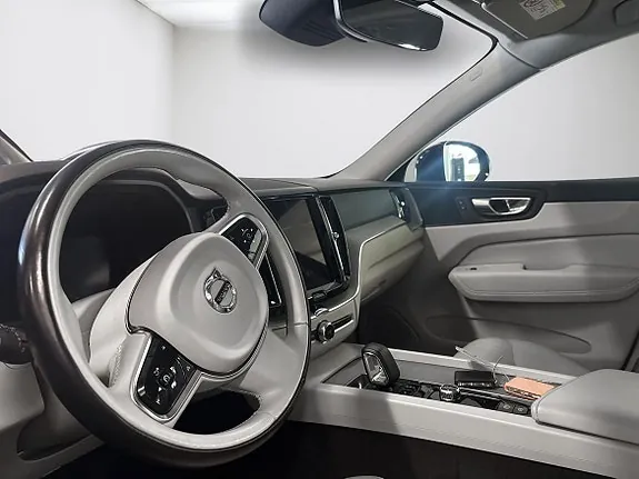 Volvo Xc60 2023 photo 4