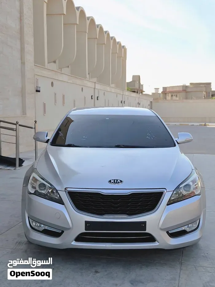 Kia Cadenza 2012 photo 2