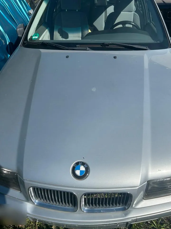 BMW 328I