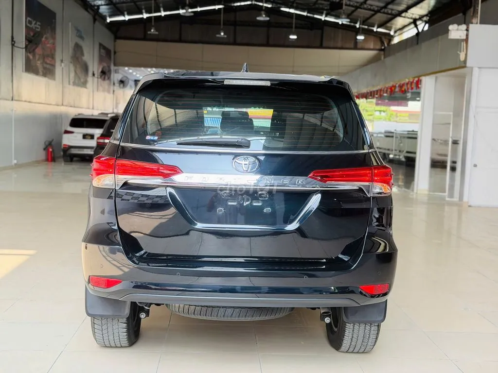 Toyota Fortuner 2022 photo 4