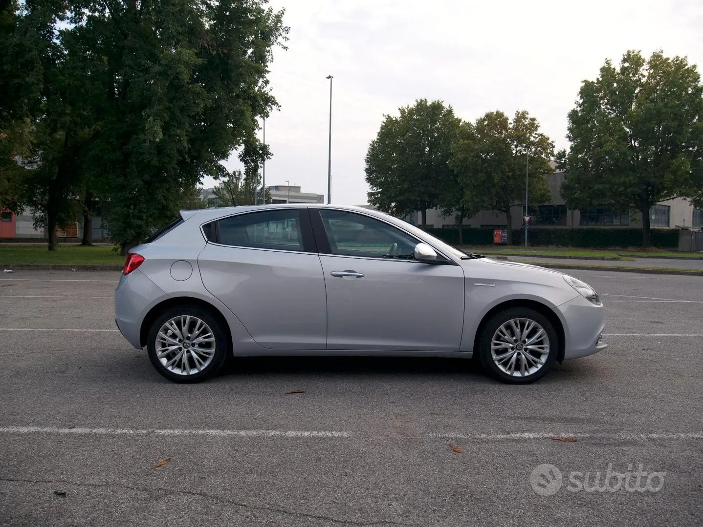 Alfa Romeo Giulietta 2016 photo 2