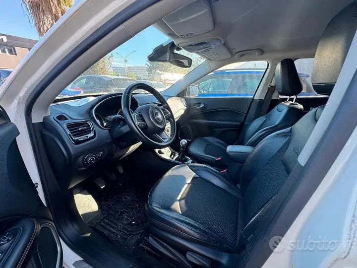 Jeep Compass 2017 photo 2