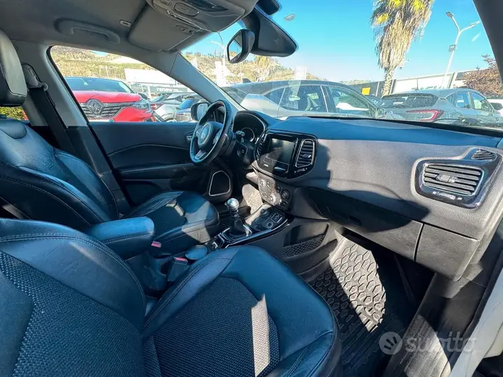 Jeep Compass 2017 photo 4