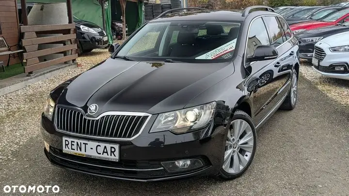 Skoda Superb 2014 photo 4