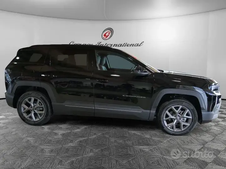 Jeep Compass 2026 photo 3