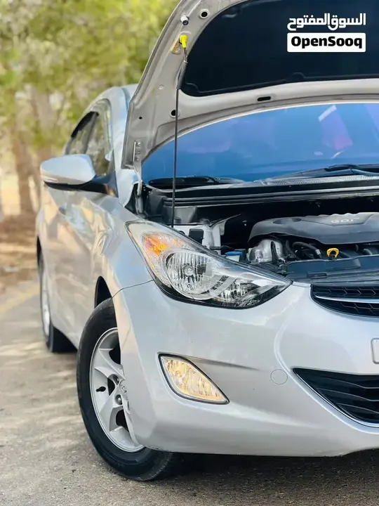 Hyundai Elantra 2012 photo 4