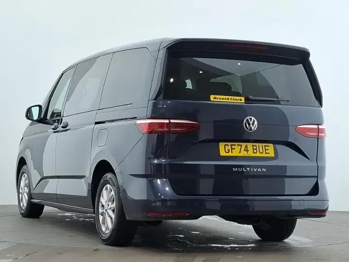 Volkswagen Multivan 2024 photo 2