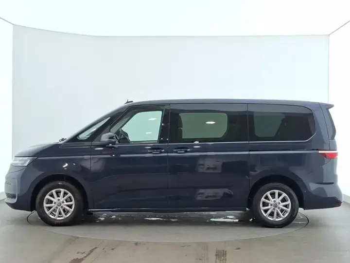 Volkswagen Multivan 2024 photo 4