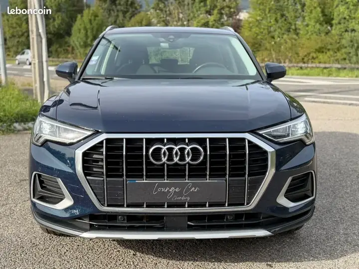 Audi Q3 2019 photo 2