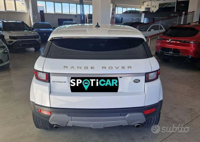 Land Rover Range Rover Evoque 2017 photo 5