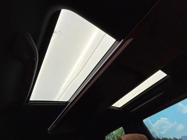 Toyota Vellfire Hybrid 2024 photo 3
