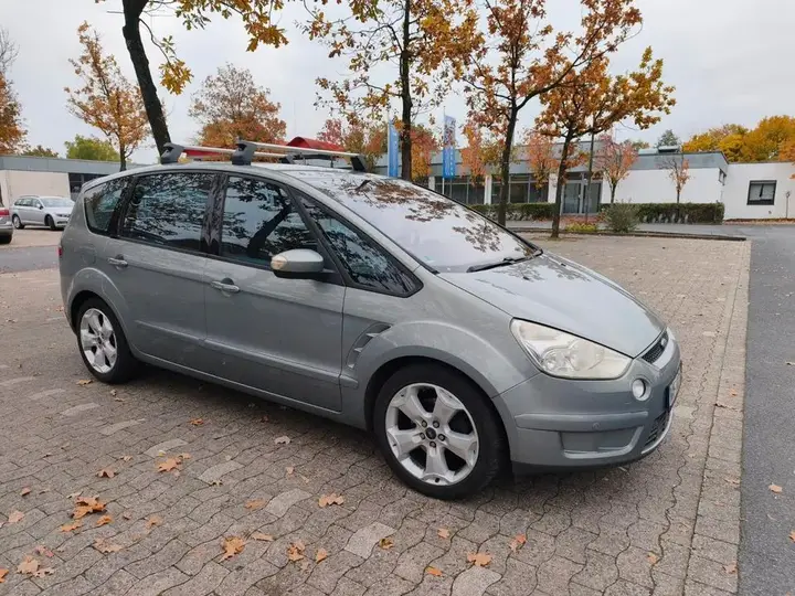 Ford S-Max