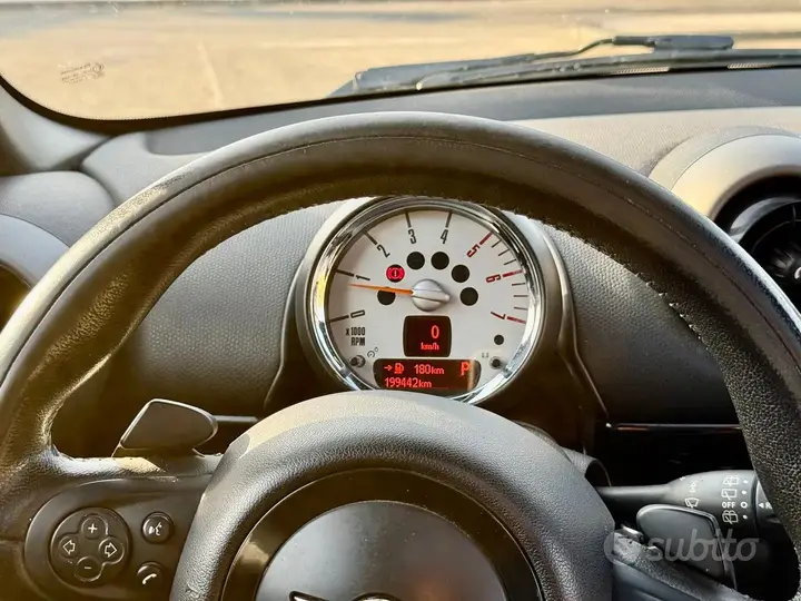 Mini Countryman 2011 photo 4