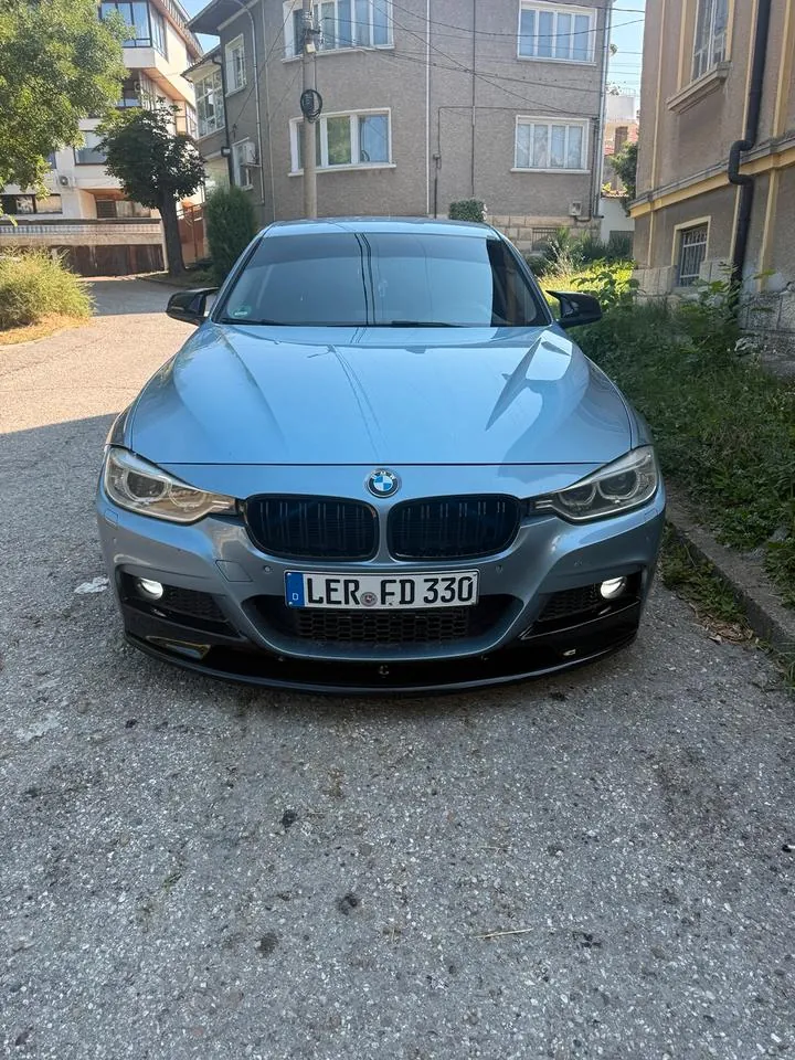 BMW F30