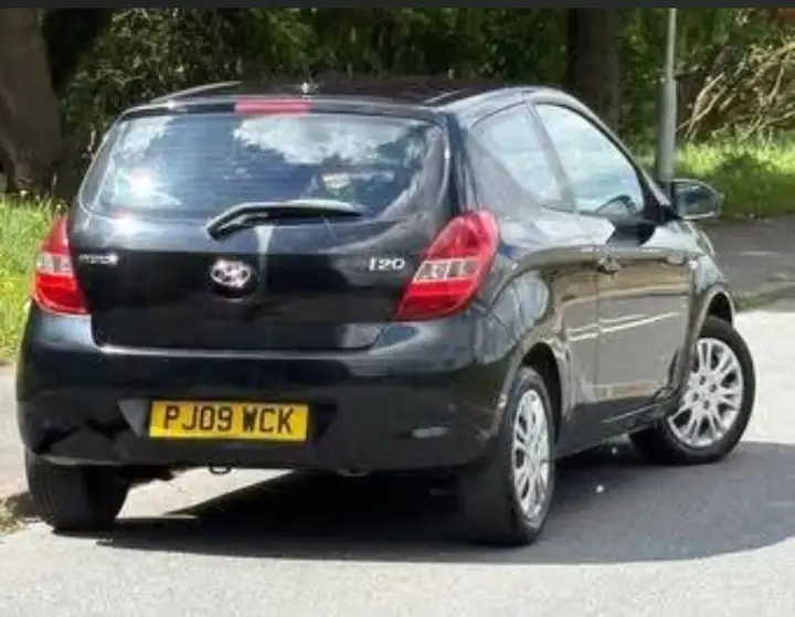 Hyundai I20 2009 photo 2