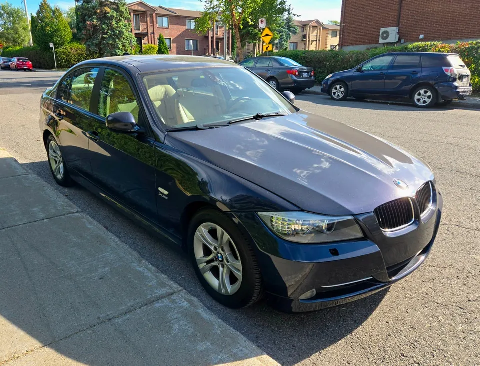 BMW 328I