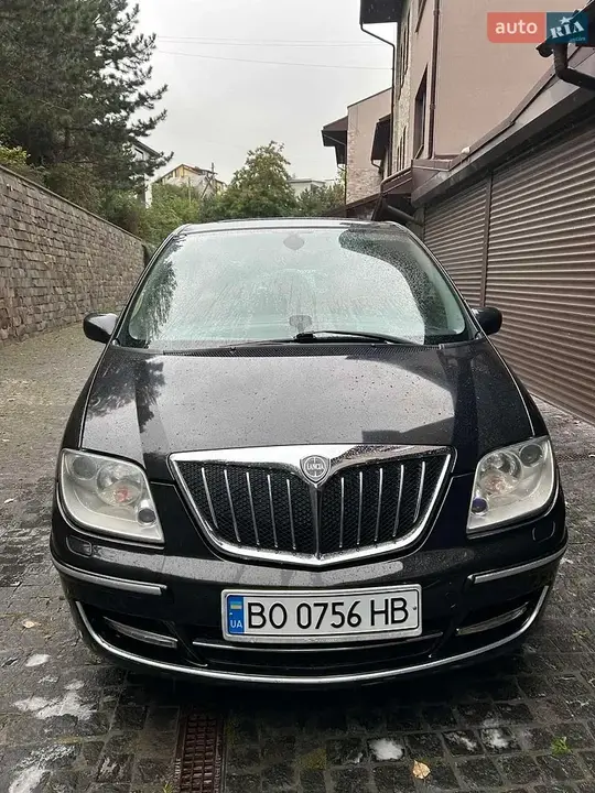 Lancia Phedra 2008 photo 2