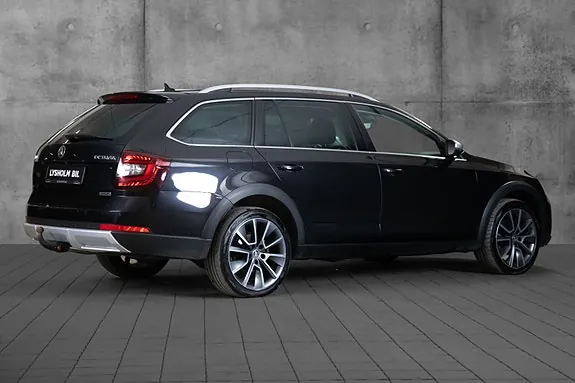 Skoda Octavia Scout 2019 photo 5