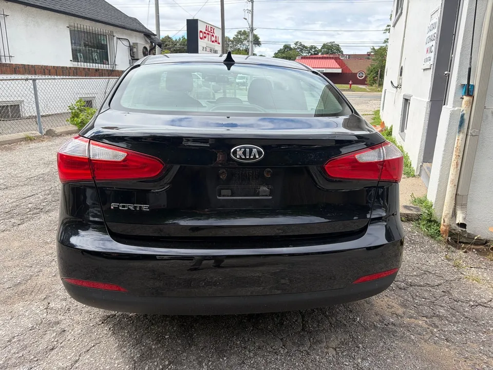 Kia Forte 2014 photo 3
