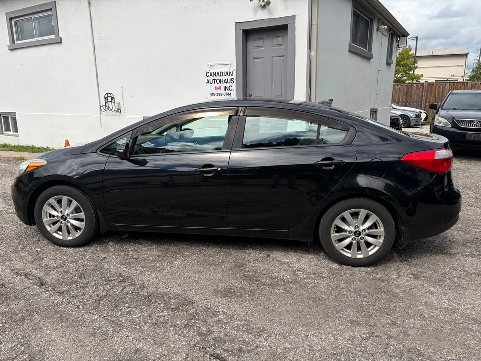 Kia Forte 2014 photo 2
