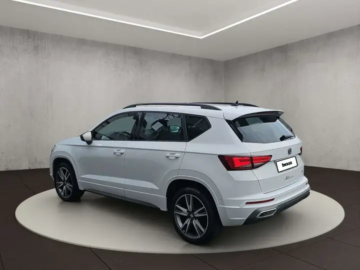 Seat Ateca 2023 photo 3